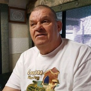 Meet your Posher, Larry